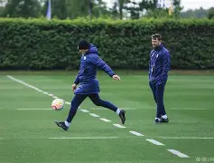 沃尔夫斯堡前锋连续进球,成为球队得分王吗